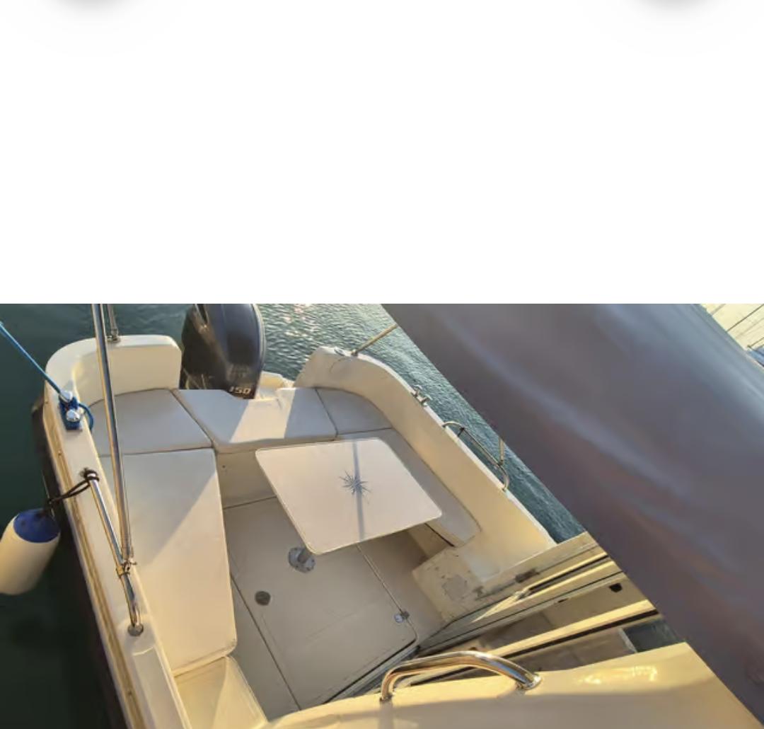 Aft deck and seating
